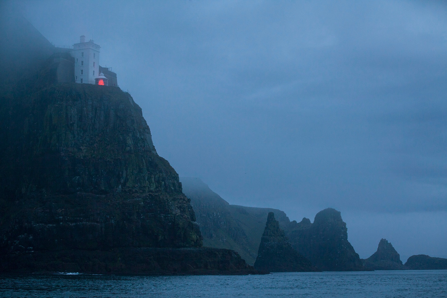 rathlin-lighthouse-inset-two