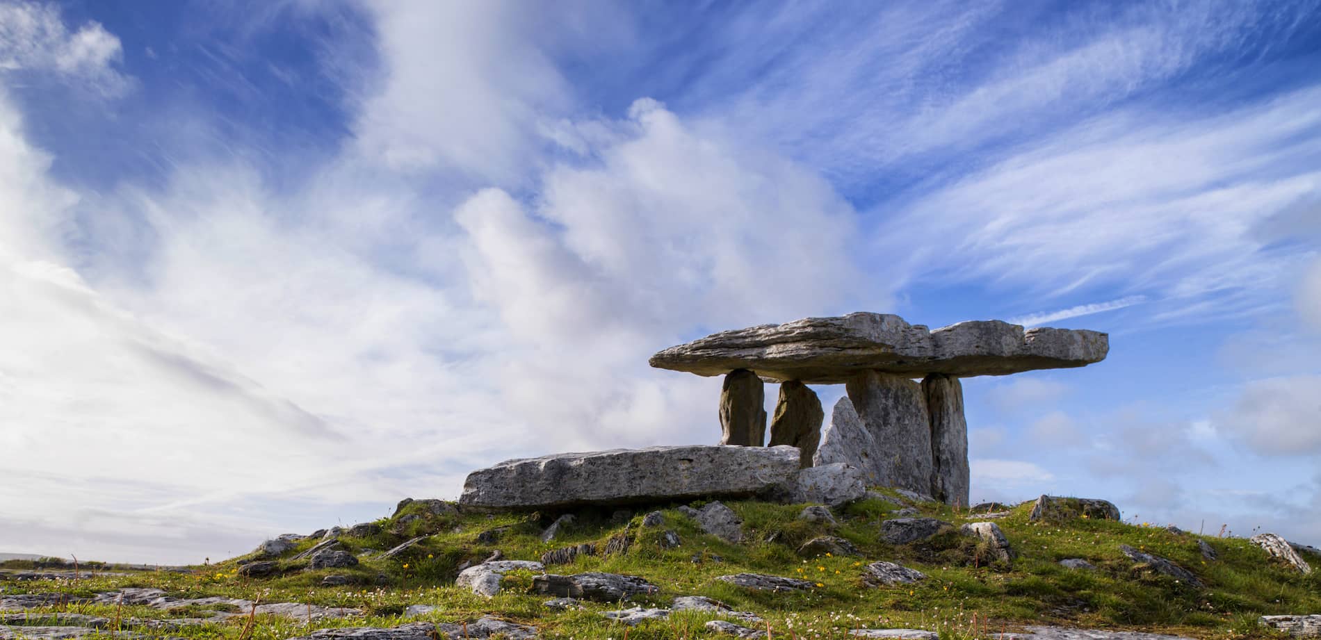 poulnabrone-dolmen-county-clare-1