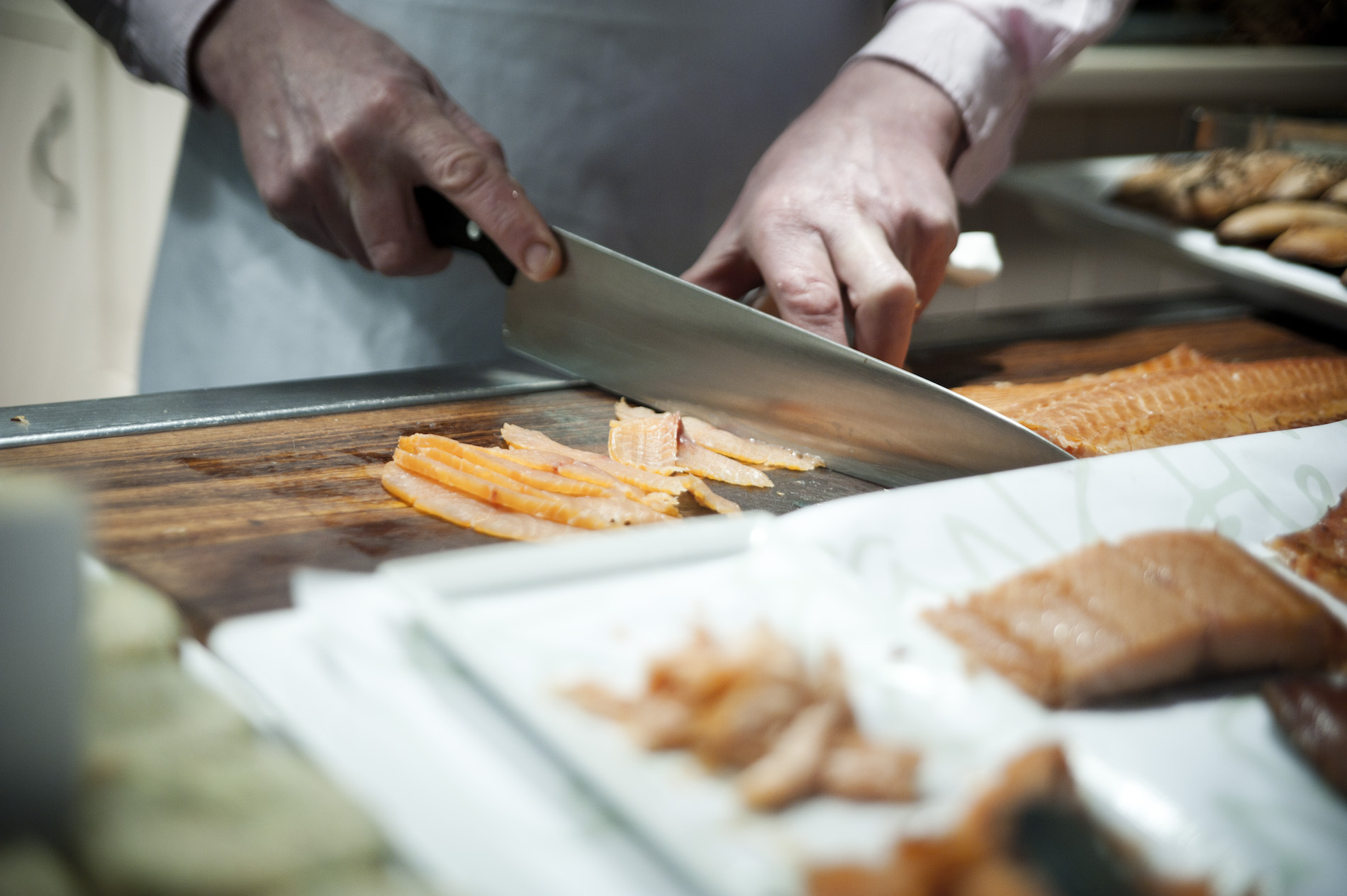 slicing-smoked-salmon-cork