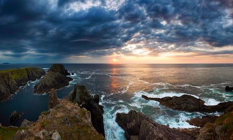 malin-head-at-sunset-with-dark-sky