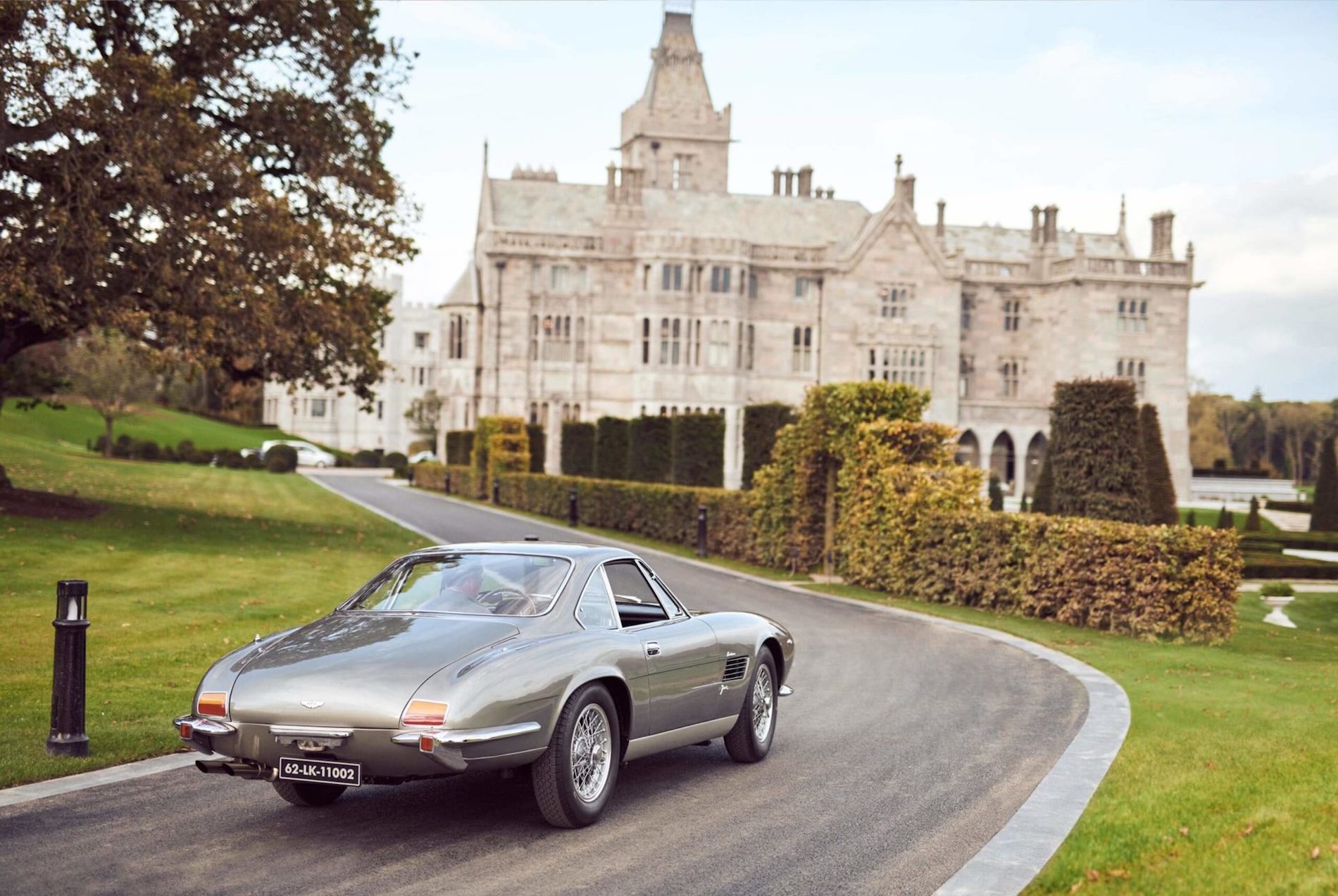 adare-manor-vintage-car