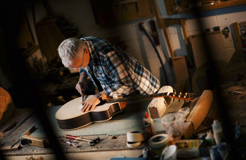 Making a guitar