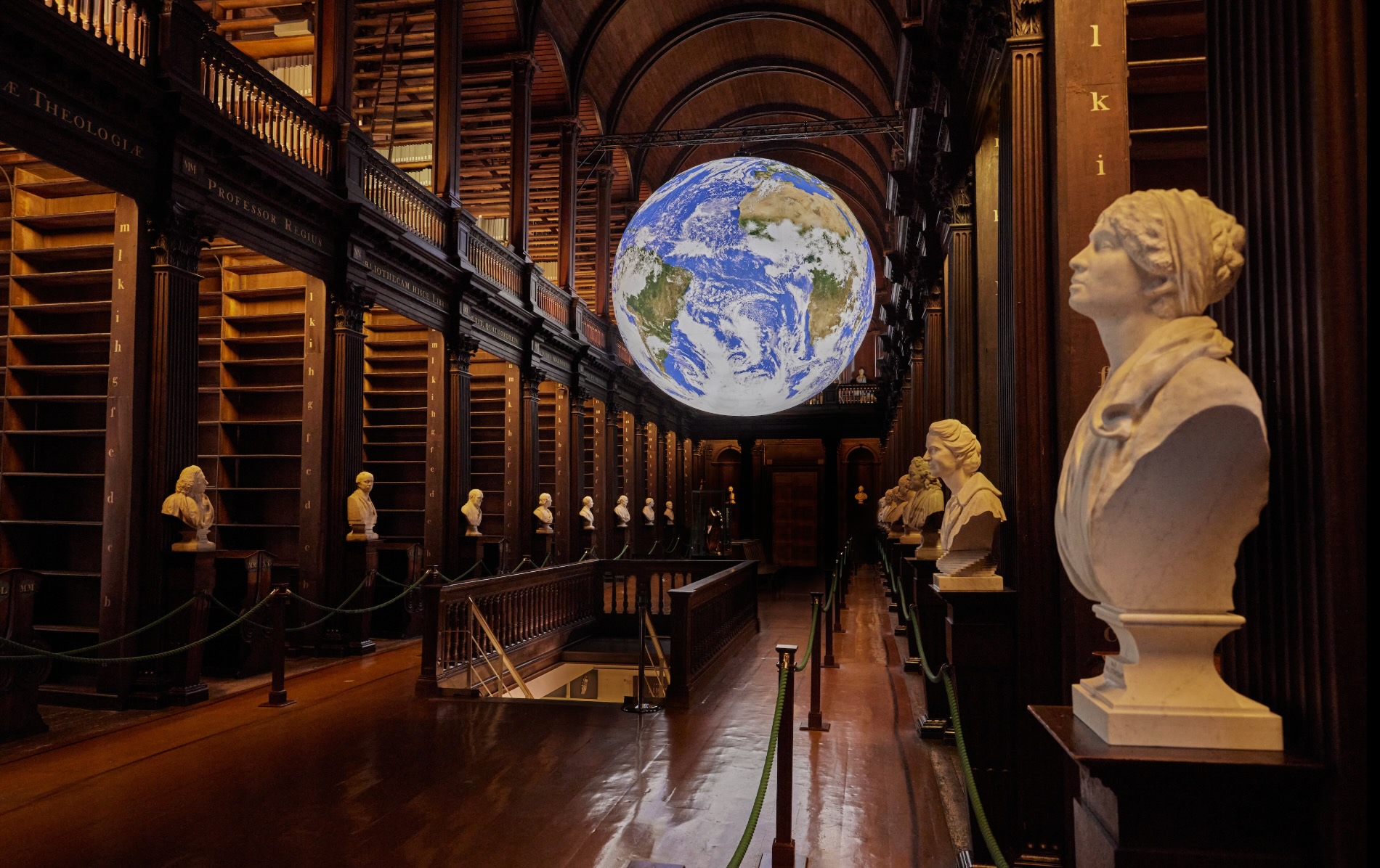 dublin-trinity-long-room-library-gaia-county-dublin-v2