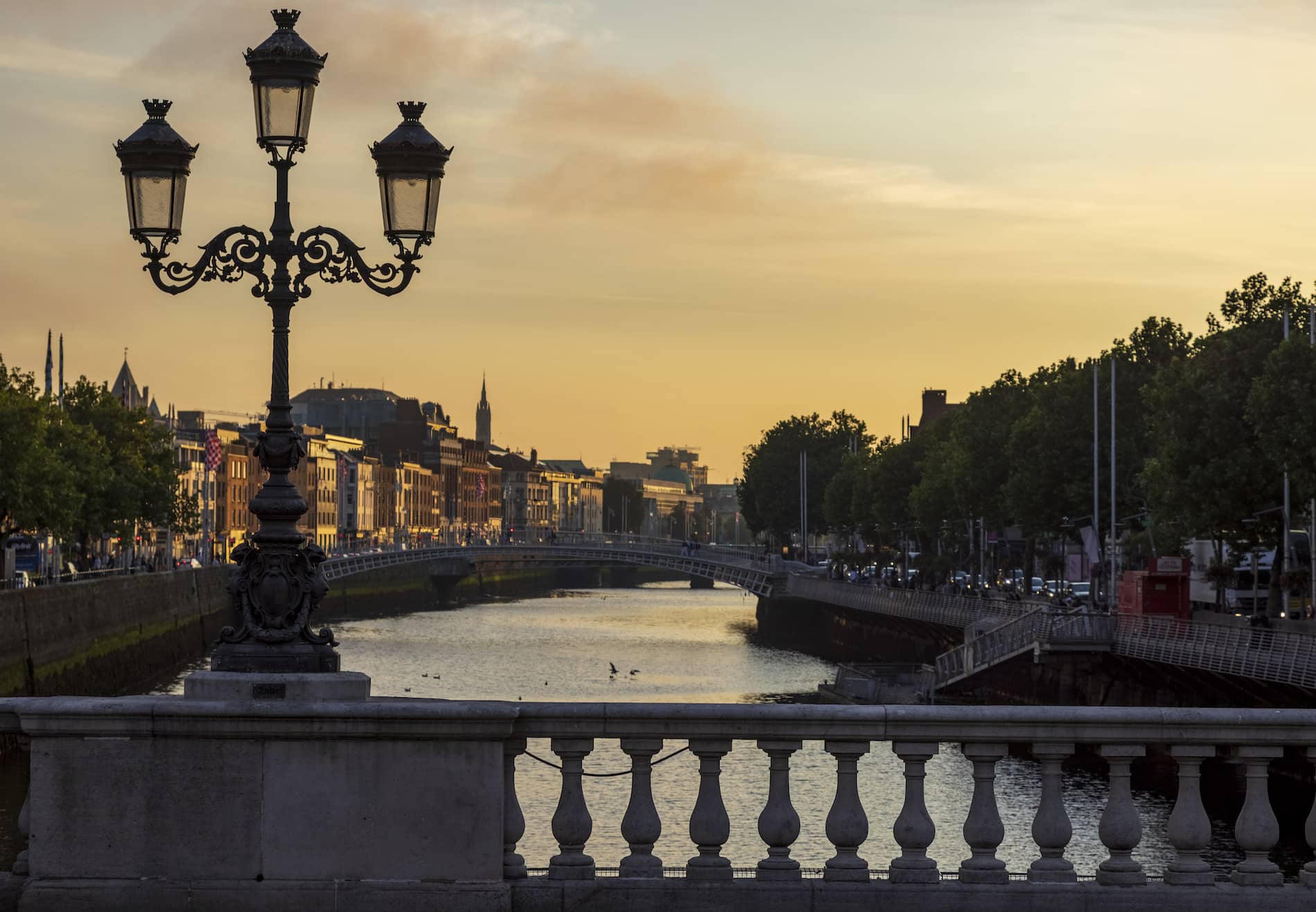 james-joyce-dublin-oconnell-bridge-dublin