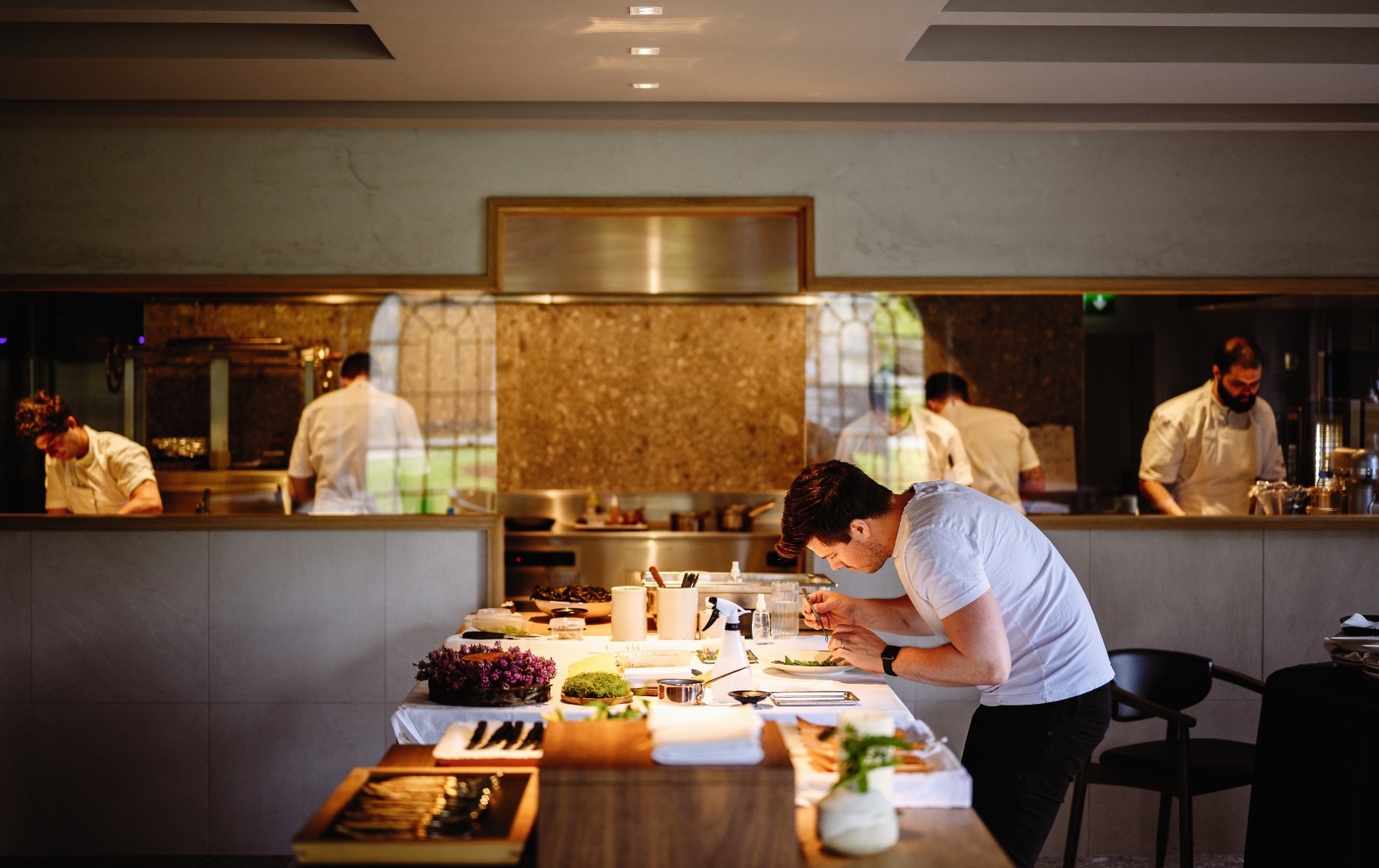 luxurycollection-aimsircollageinset