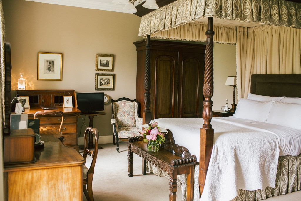 newforge-bedroom-luxury-rentals-inset-2