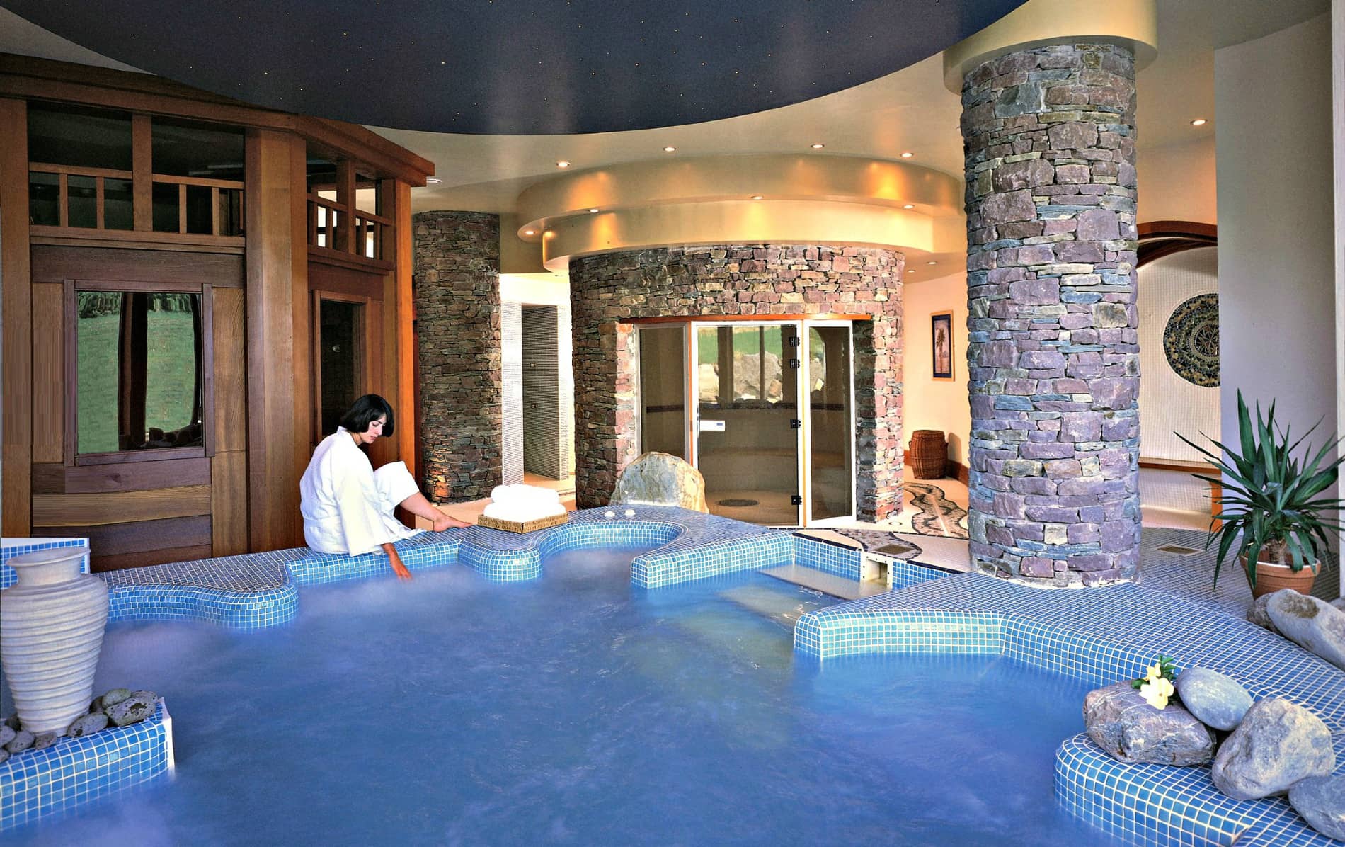 hottubaccom-delphiresort