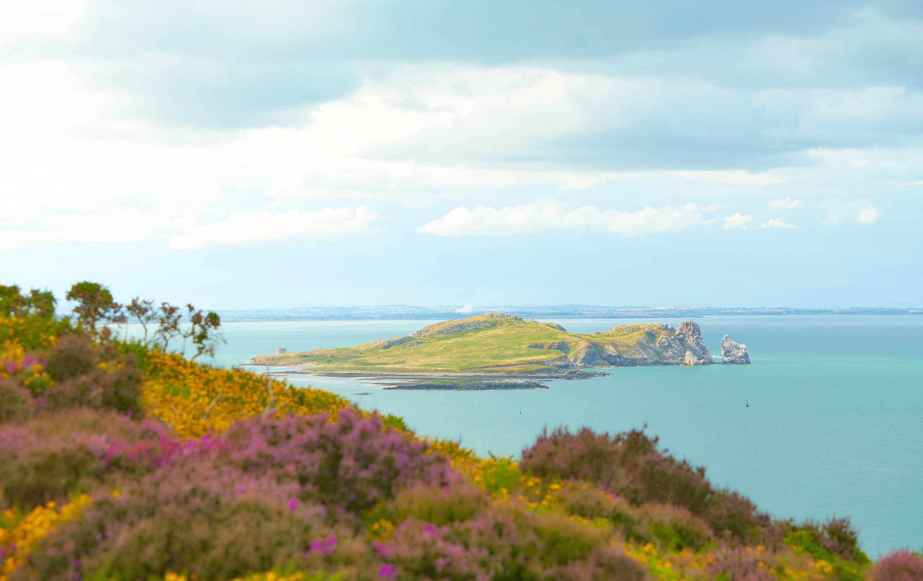 talesirelandsislands-lambayisland