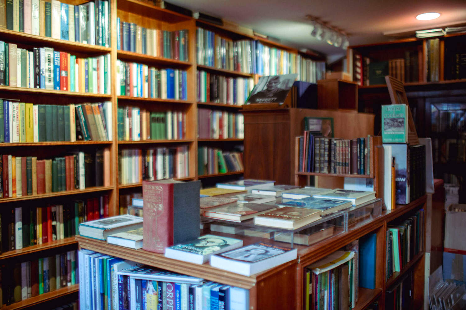 amazing-women-stokes-bookshop-dublin