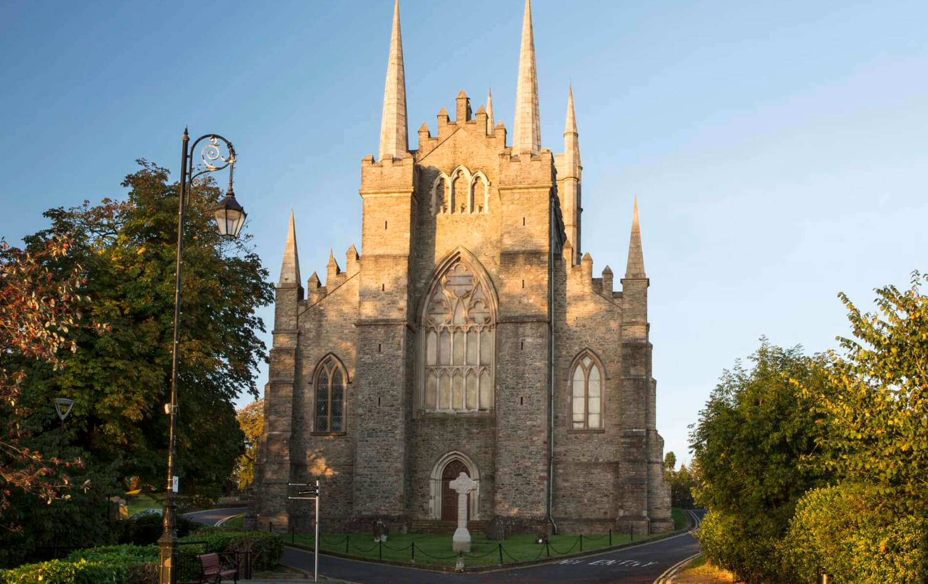 march-in-ireland-downpatrick-cathedral-county-down-v2