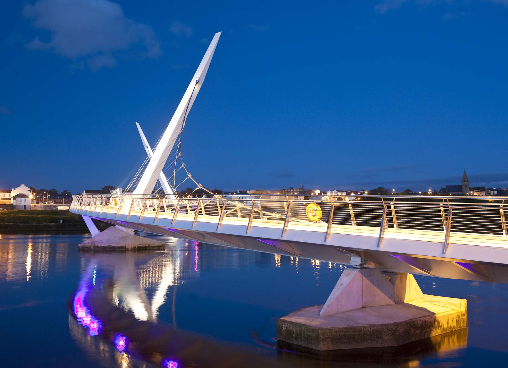 Peace Bridge Co DerryLondonderrywebsize