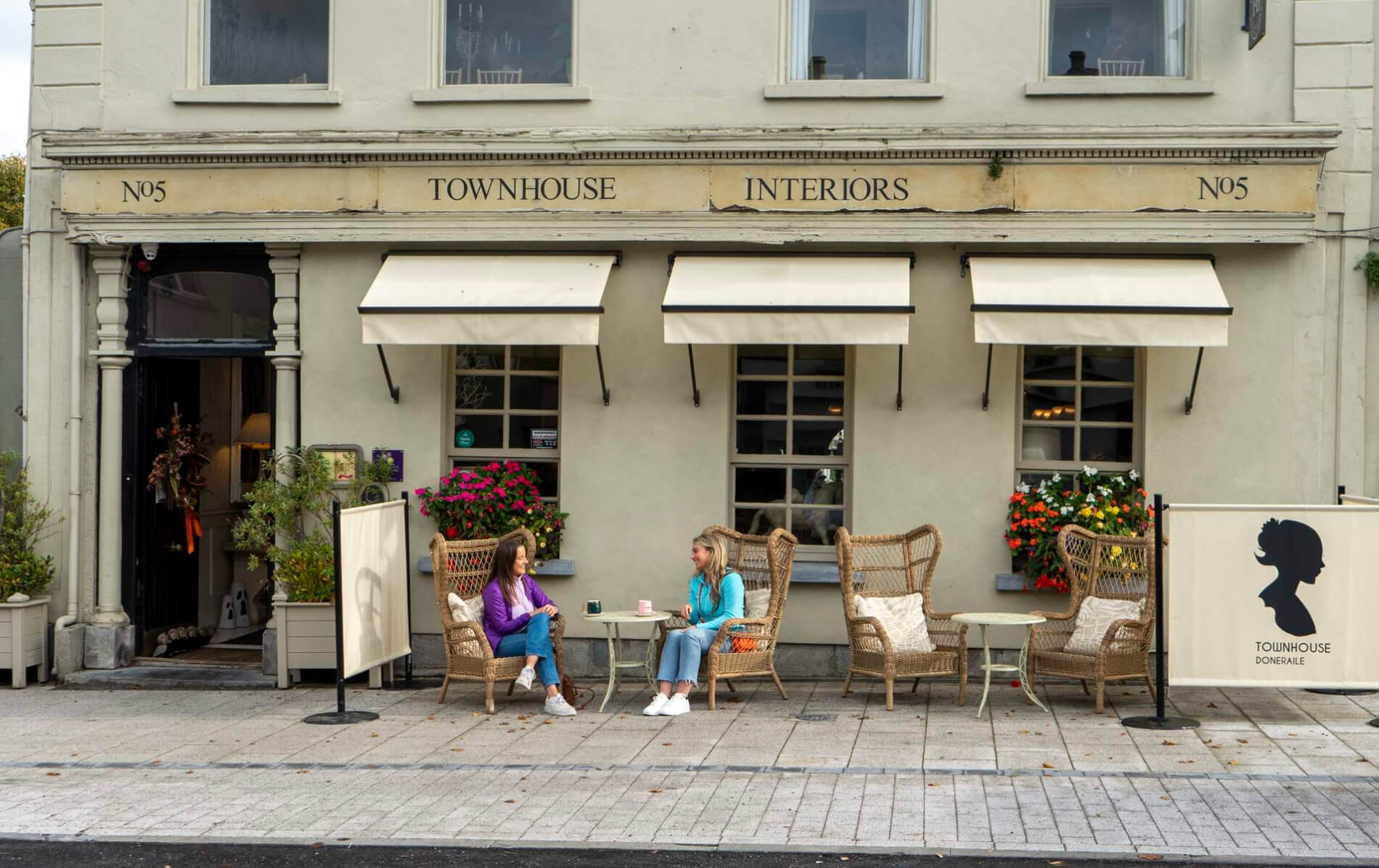irelands-tearooms-townhouse-doneraile-county-cork-v1