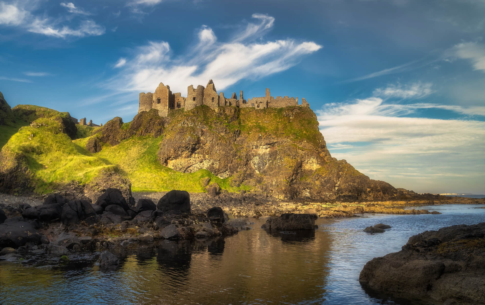 north-coast-boat-trips-dunluce-castle-county-antrim-v1