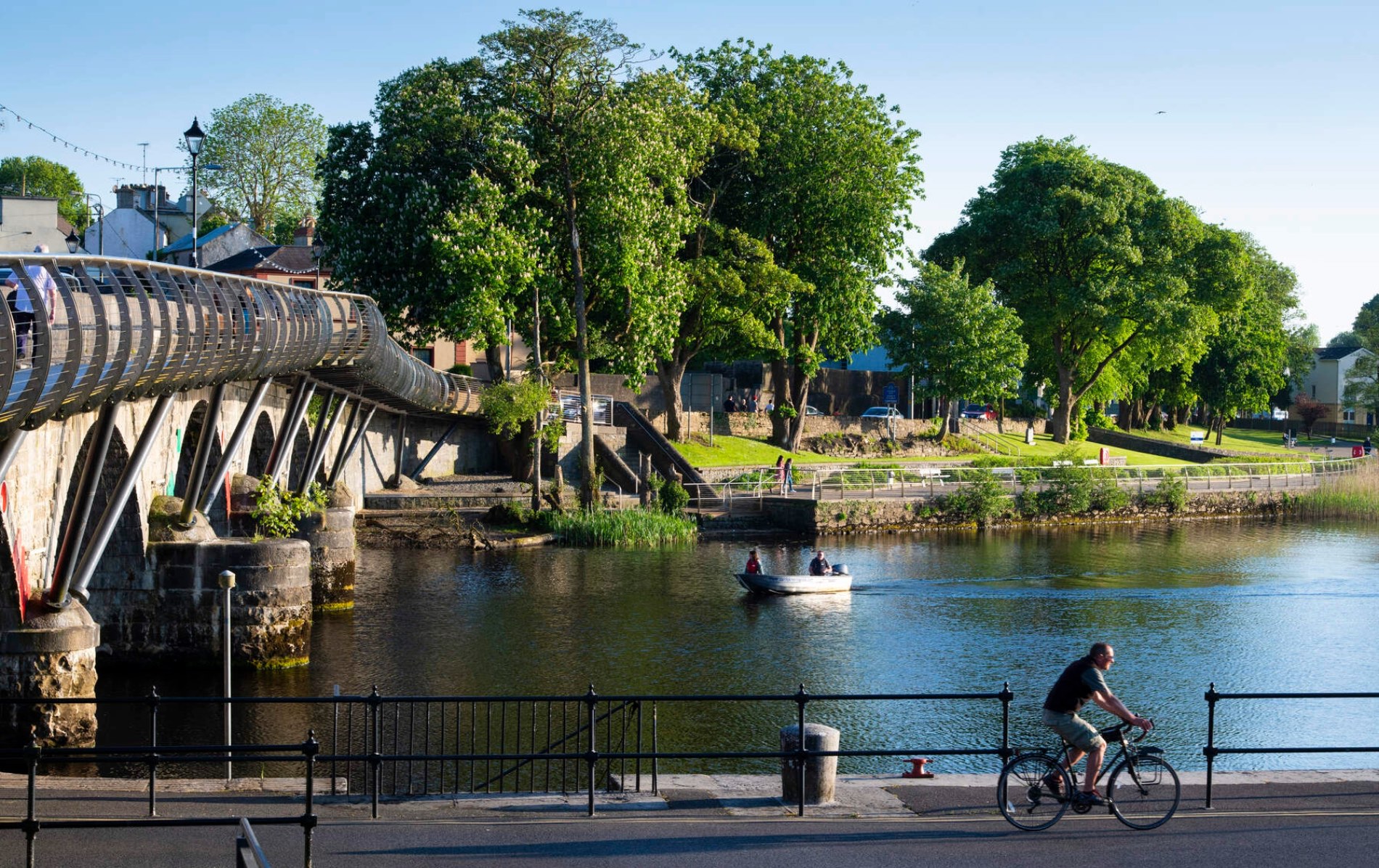 IHH-by-public-transport-carrick-on-shannon-county-leitrim-header-v1