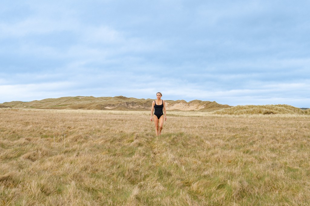 The-Tara-Black-sustainable-clothing-inset-1