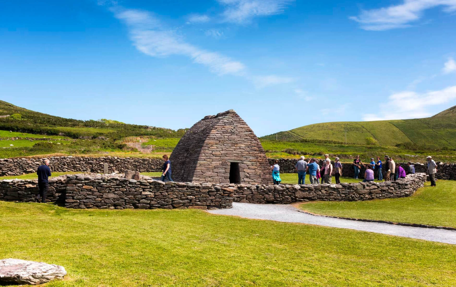gallarus-oratory-county-kerry-hero-v1