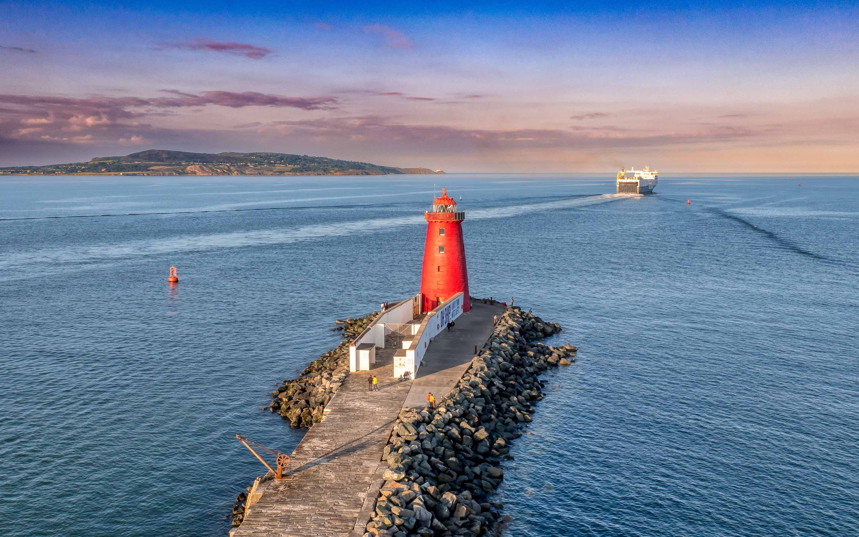 Poolbeg Lighthouse - Header