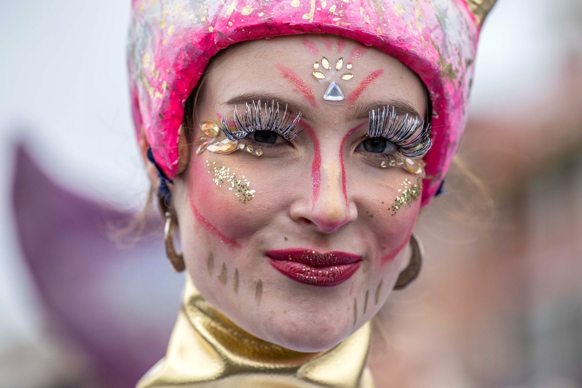 st-patricks-festival-dublin-performer-close-up
