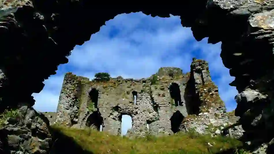 Castle Roche, County Louth