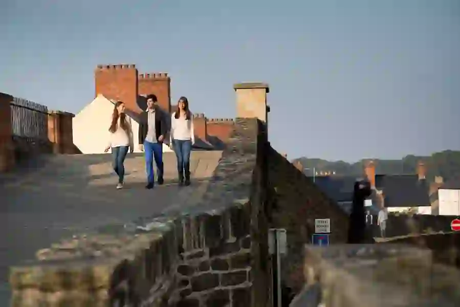 The Walled City, Derry~Londonderrry