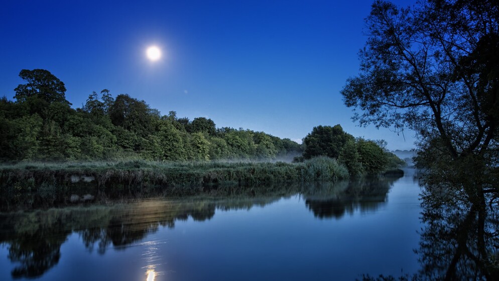 river-boyne-by-moonlight