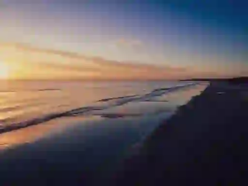 Ireland-on-screen-saving-Curracloe-Wexford-insetcms