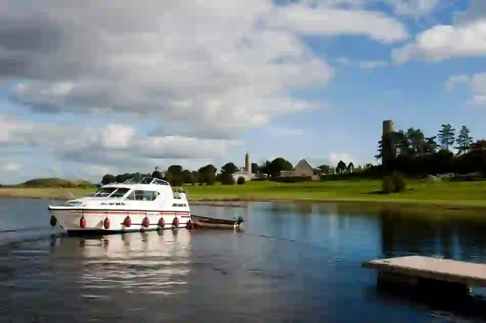 clonmacnoise-large-image-one