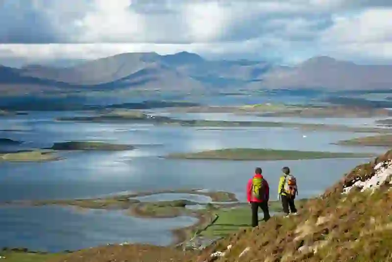 SP-Country-clew-bay-croagh-patrick-bg