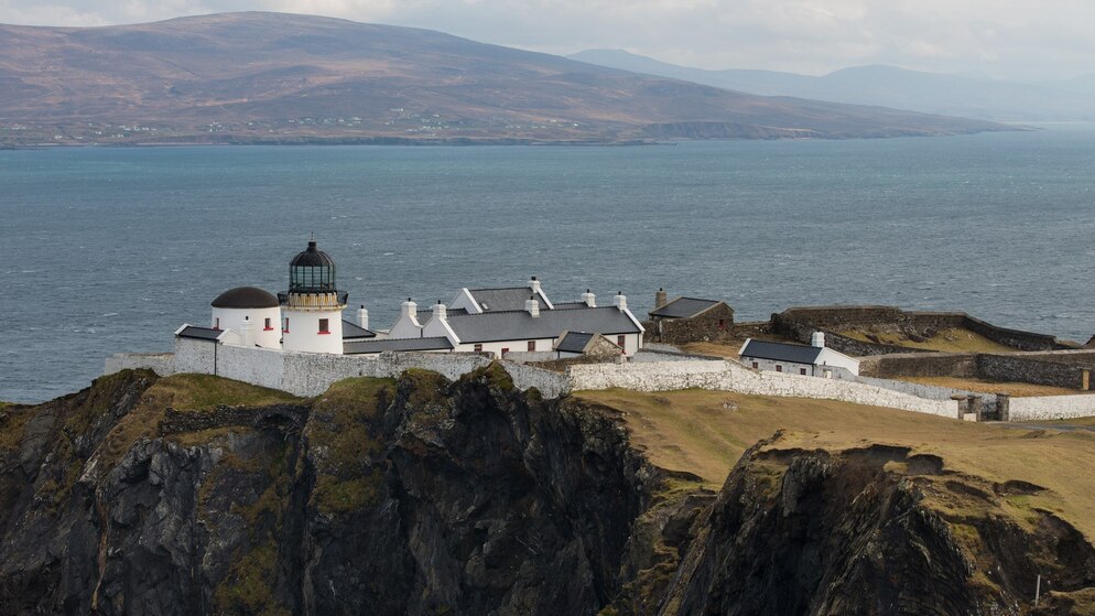 unique-accomm-bg-new