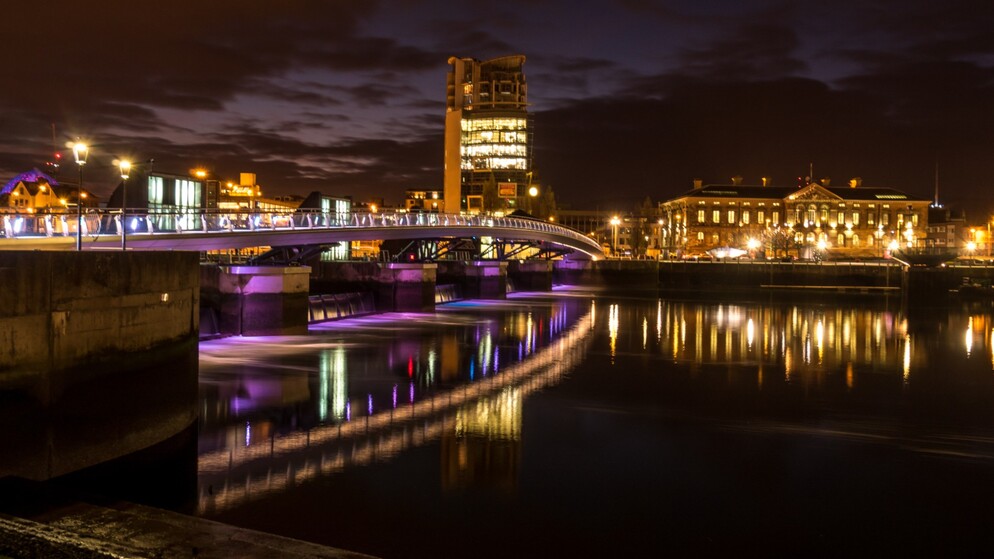 BG-belfast-at-night-belfast-city