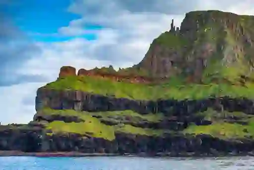 belfast-beyond-BGHERO3-giantscauseway
