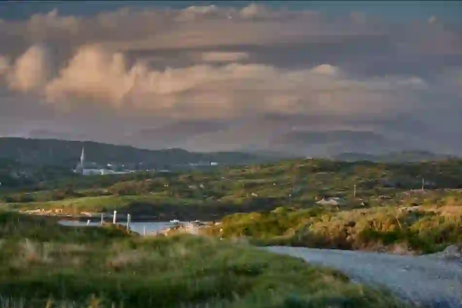 sky-road-large-inset