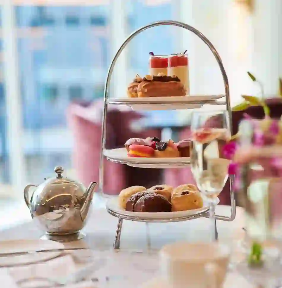 hotels-trio-new-three-tea