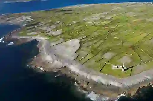 island-hopping-inset5-inisoirr-galway