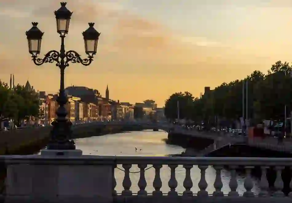 james-joyce-dublin-oconnell-bridge-dublin