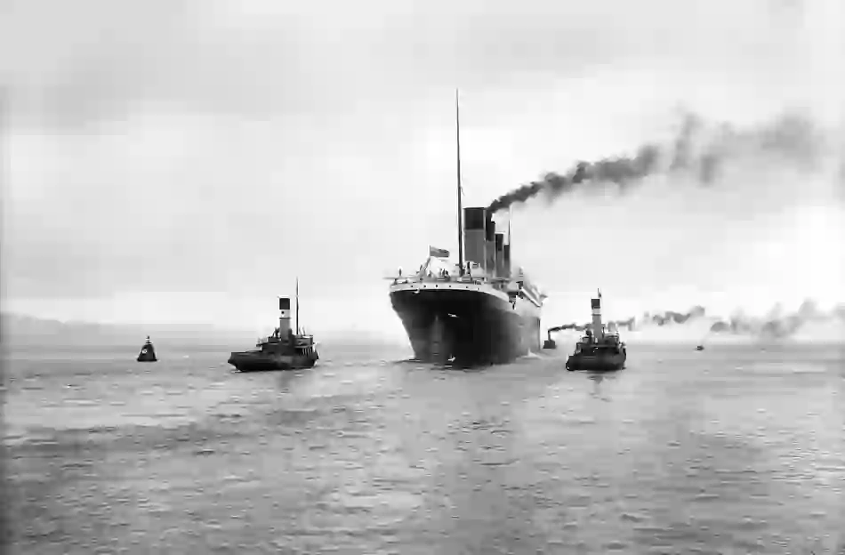Titanic being towed by tugboats from Belfast, smoke rising from its funnels as it begins its maiden voyage.
