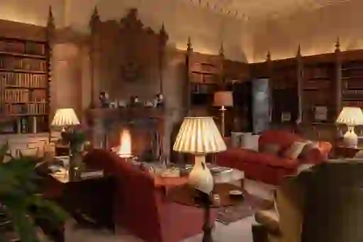 crom-castle-library-luxury-rentals-inset-2