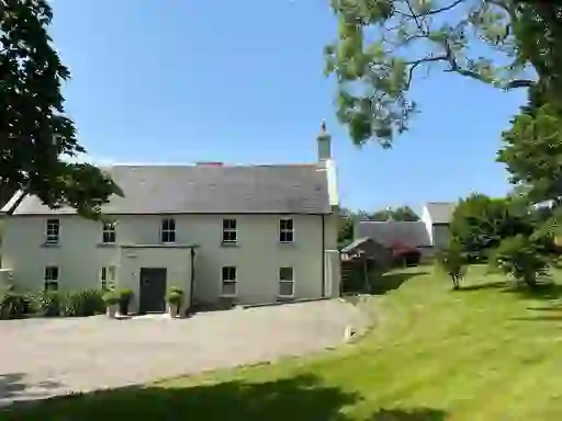 dunowen-house-luxury-rentals-inset-1