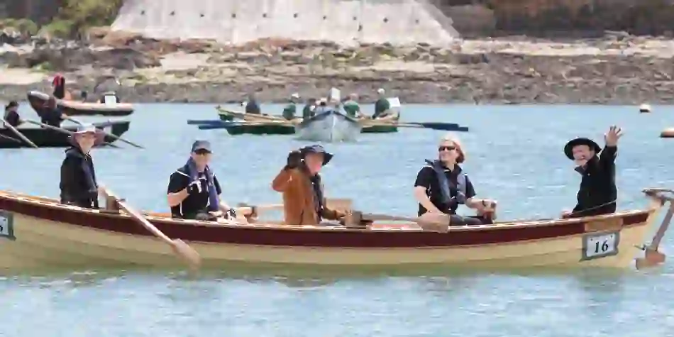 activities-hearing-impaired-cork-harbour-festival-rowers