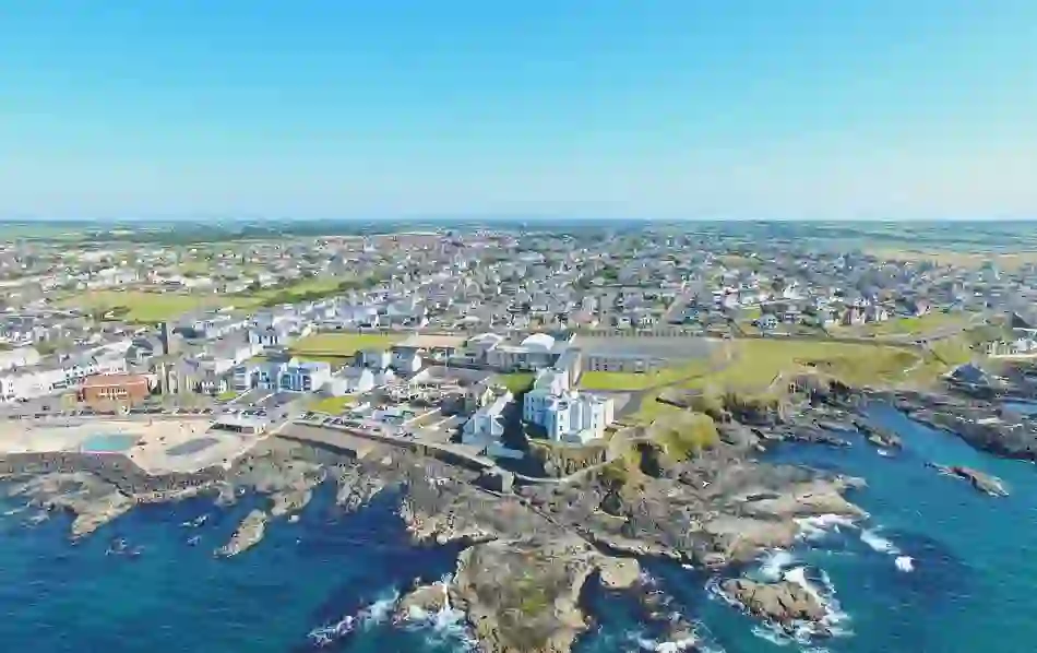 irelands-towns-seaside-v2