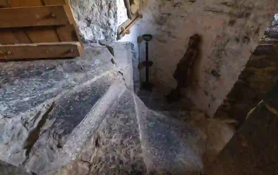 leapcastle-leapcastlestaircase