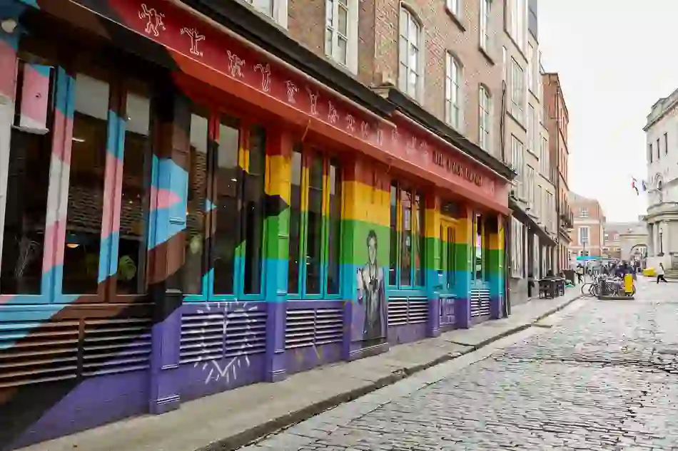 spd-lgbtq-dublin-bg-desk