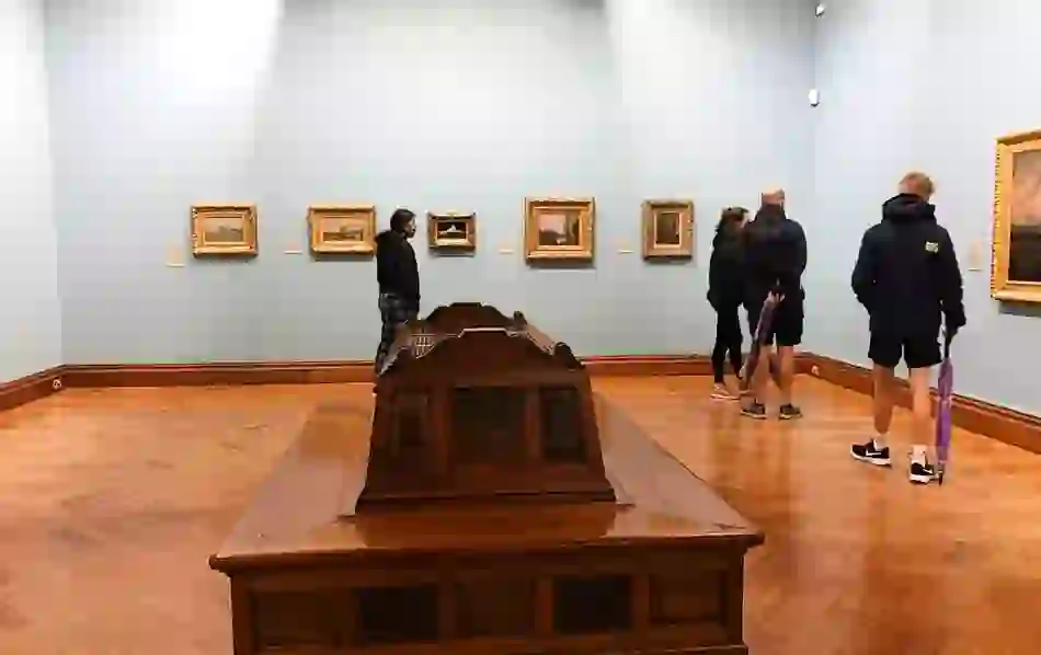 meetthemasterpieces-hughlanegallery
