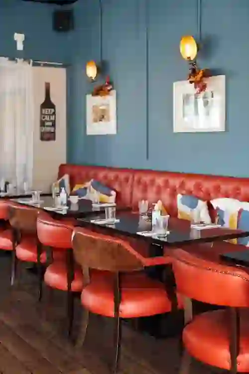 athloneguide-fattedcalfinterior