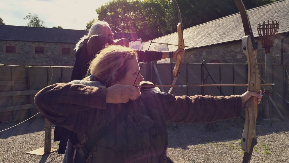 game-of-thrones-experiences-archery-castle-ward-down-hero