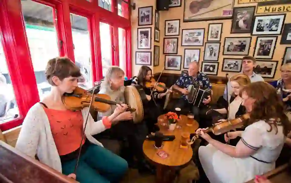 rockmusicirelandsinfluence-tradmusicsession