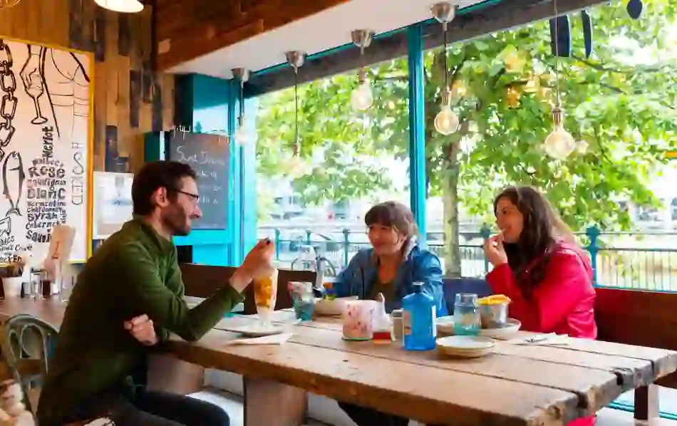 car-free-carrick-on-shannon-and-sligo-hooked-restaurant-county-sligo-v1