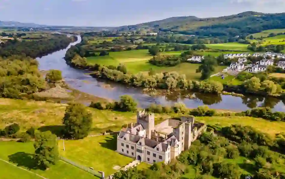 irelandsblueways-carrickonsuir-herov1