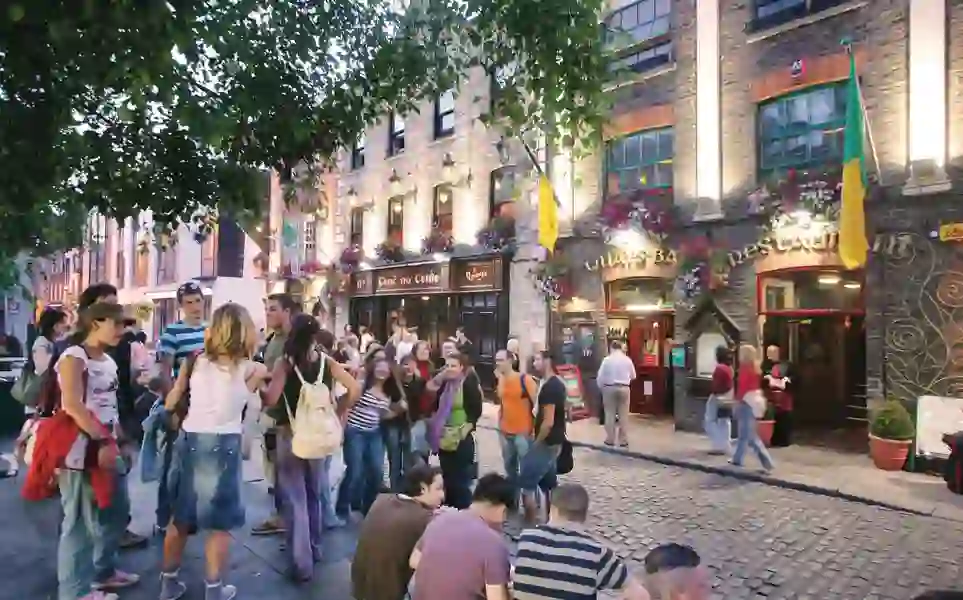 Temple Bar - Walk the cobbles