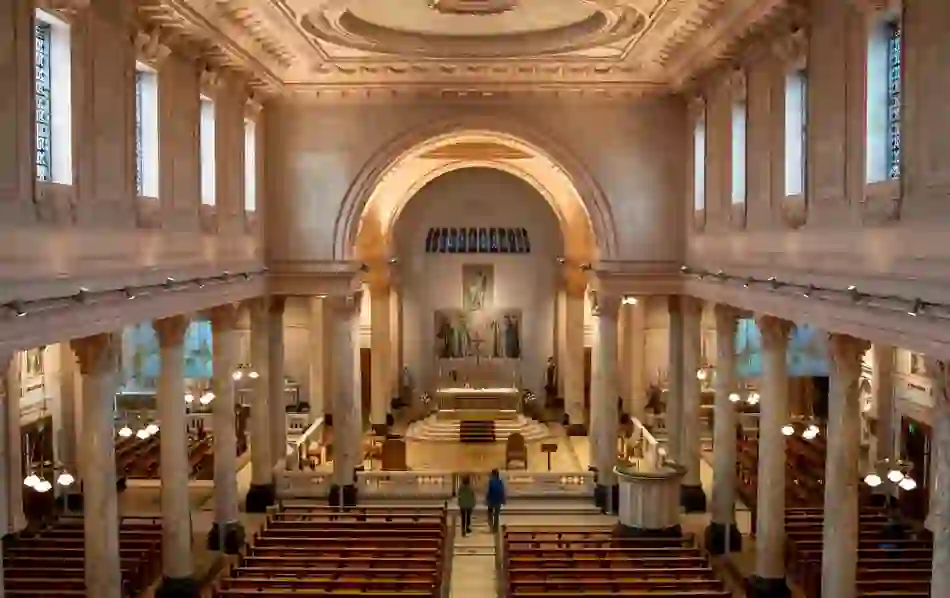 IHHbypublictransportcavancathedralday11v2